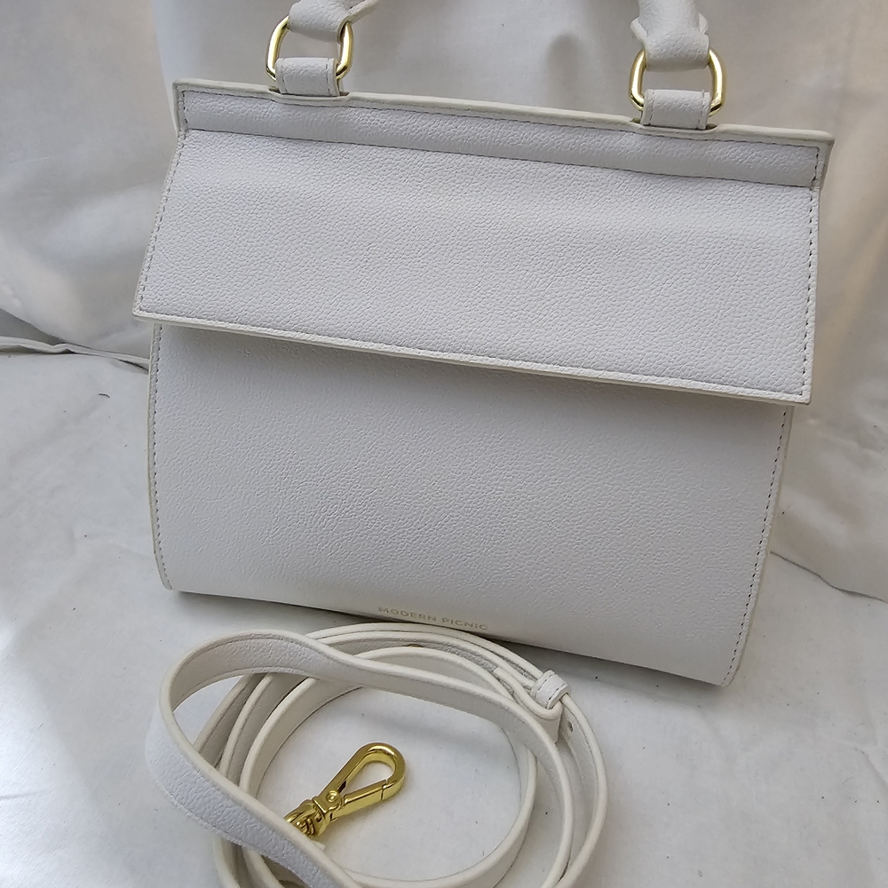 Modern Picnic Snacker Mini Luncher White with Gold Accents - Picture 2 of 12